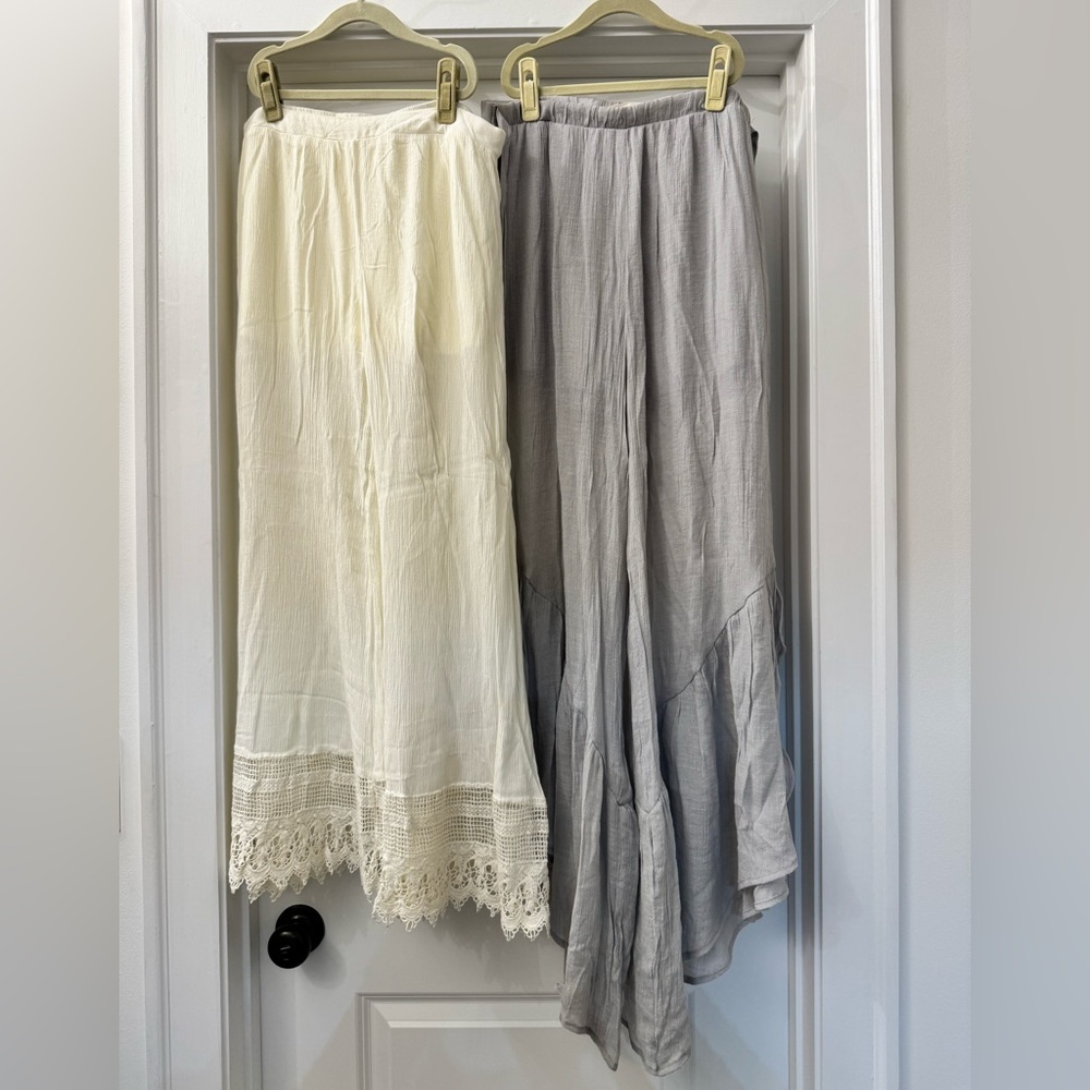Anthropologie Boho Chic Cream and Gray Palazzo Pants